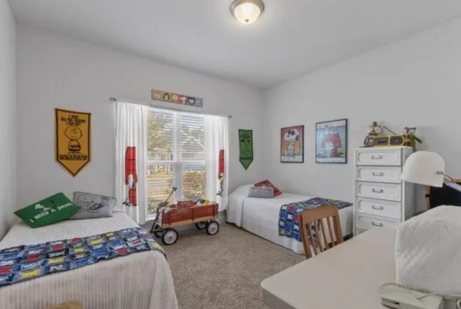Building Photo - 402 Lightning Bug Ln