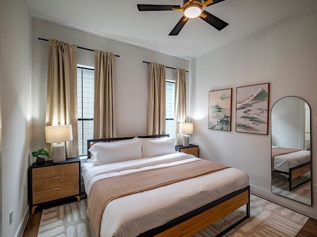 Building Photo - 1305 E 27th St