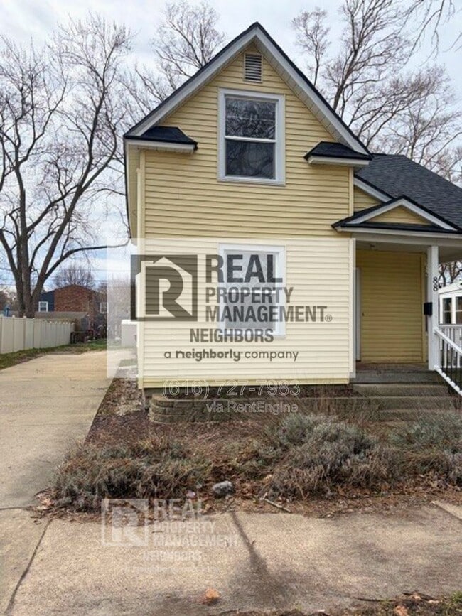 Building Photo - 88 E 18th St