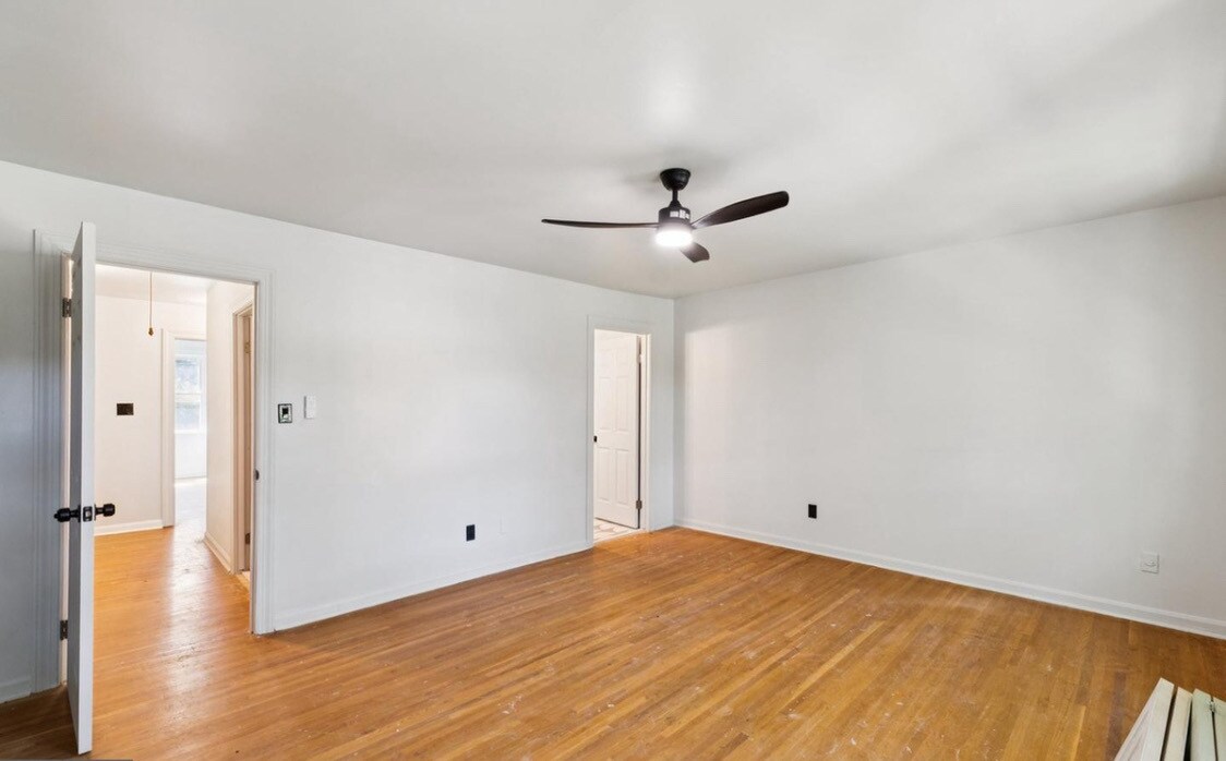 Building Photo - 624 G St SW