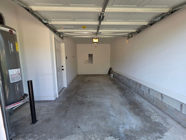 Building Photo - For Lease  End-Unit 3-Bedroom Townhome wit...