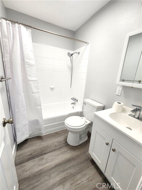 Building Photo - 9448 Rendalia St