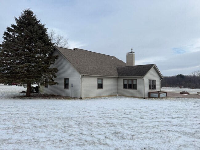 Building Photo - Home for Rent by Capital Property Management