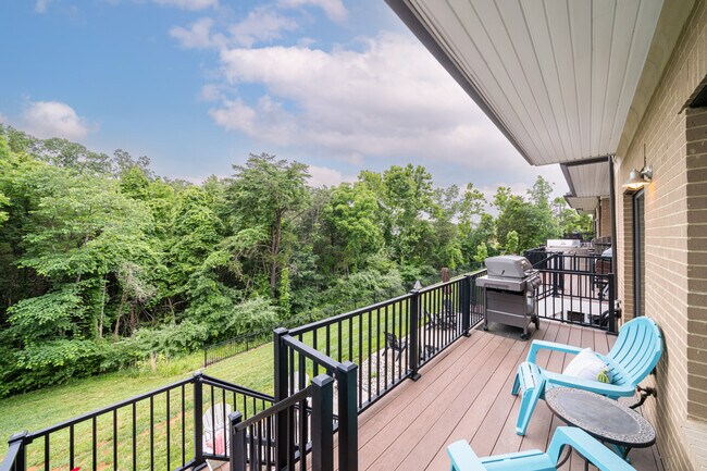 Building Photo - 1521 Ribbon Limestone Terrace SE