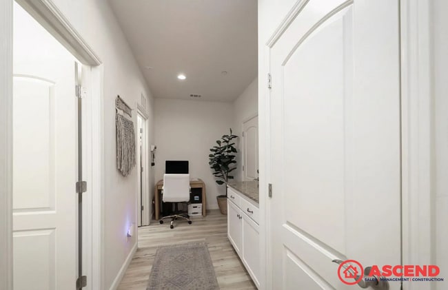 Building Photo - Luxury 4 Bed / 3 Bath Home in Gated Highgate Community – Resort-Style Living