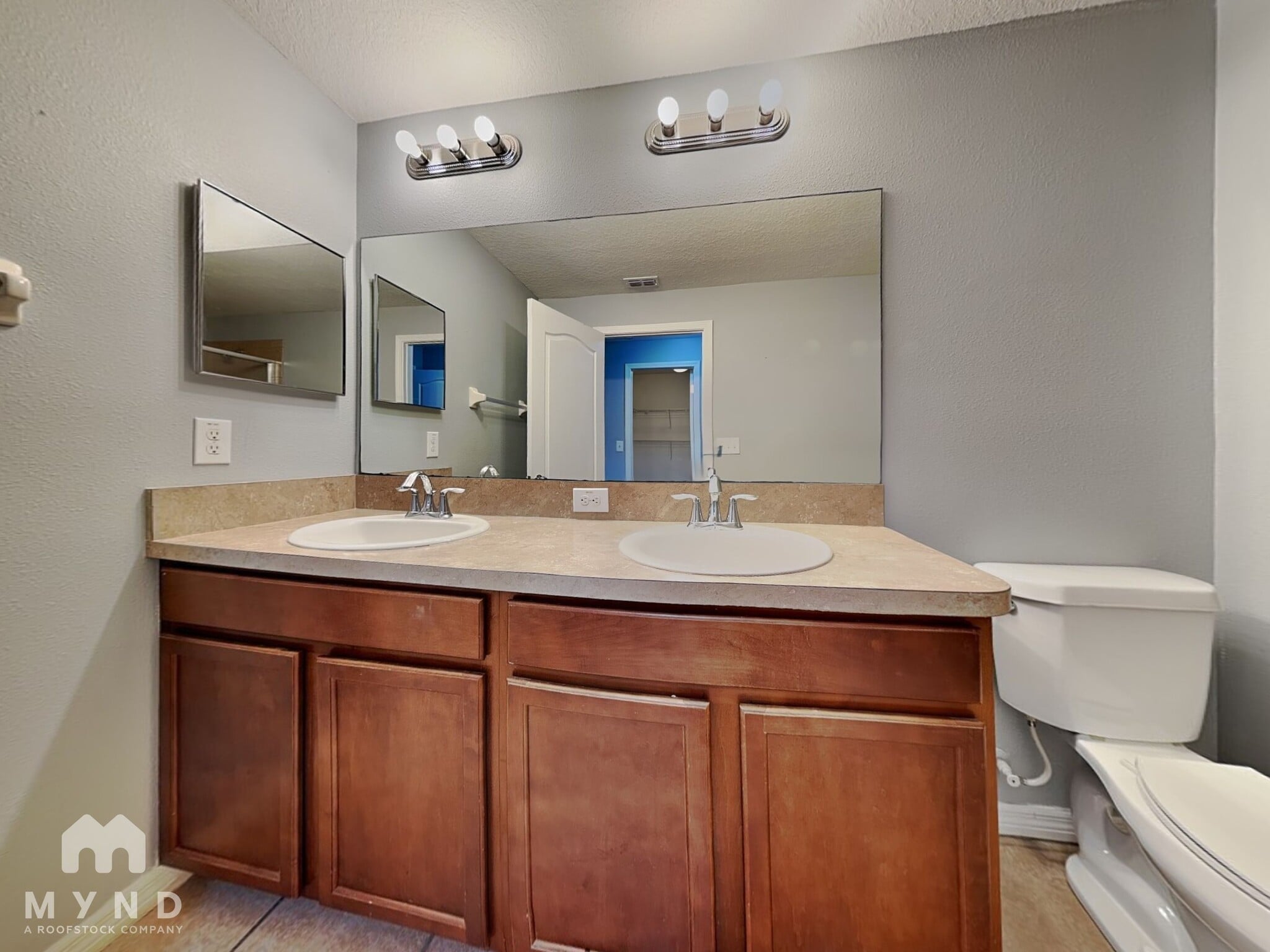 Building Photo - 20445 Berrywood Ln