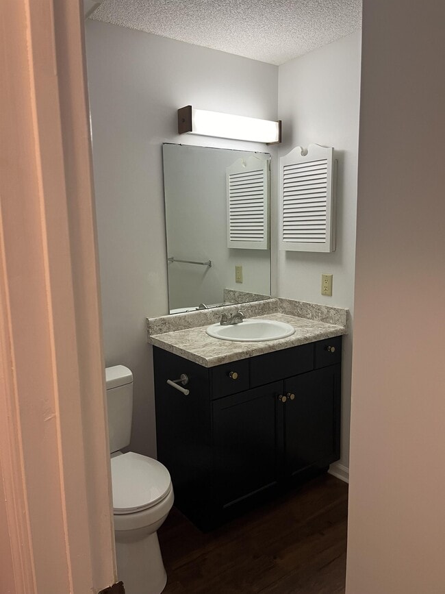 Building Photo - 6530 Laguna Point