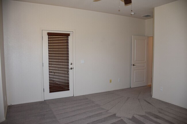 Building Photo - 4520 Leisure Ln