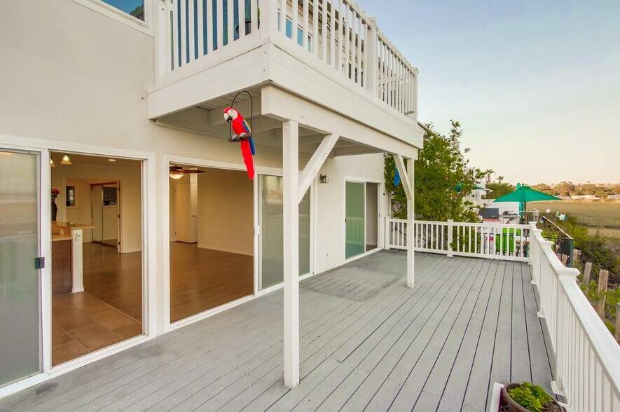 Building Photo - 3997 Crown Point Dr