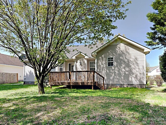 Building Photo - 3767 Bret Dr
