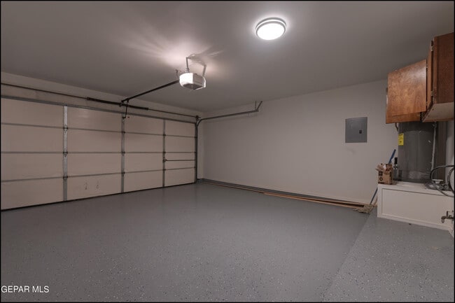 Building Photo - 129 Torrey Pines Dr