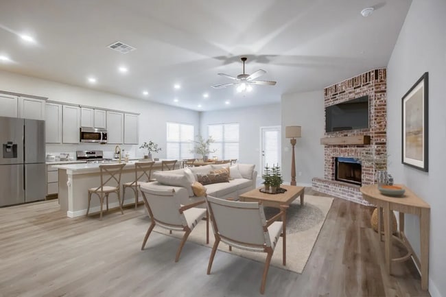 Building Photo - Amazing Four Bedroom in South Lubbock - Ab...