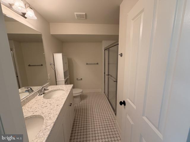 Building Photo - 624 D St