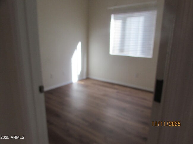 Building Photo - 102 N 118th Ave