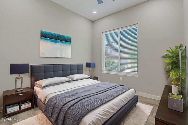 Building Photo - 1031 Vinton Ave