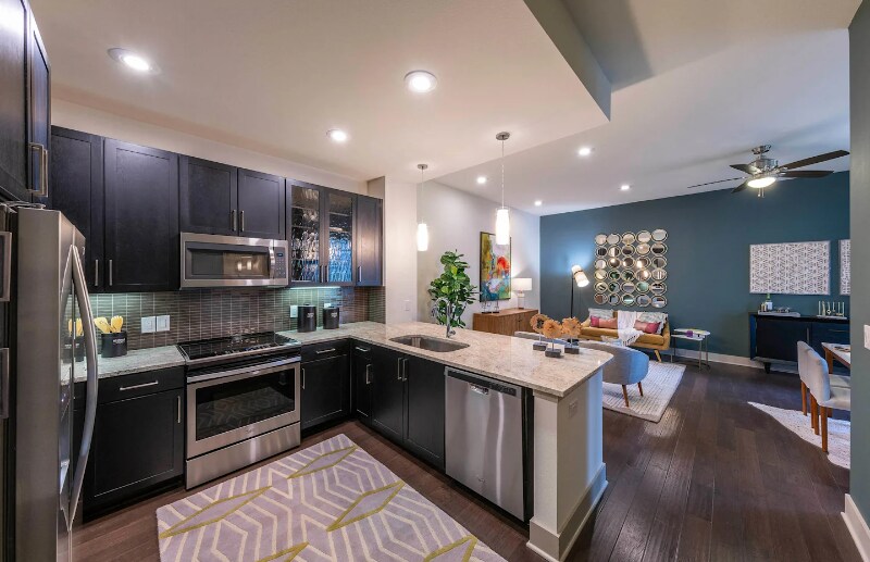 Building Photo - 3551 Wilshire Wy