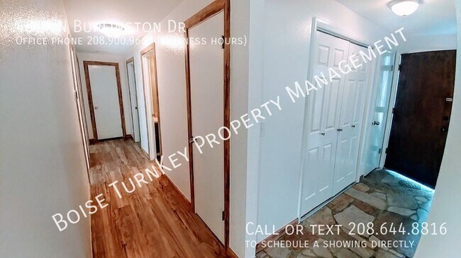 Building Photo - 4817 N Burlington Cir