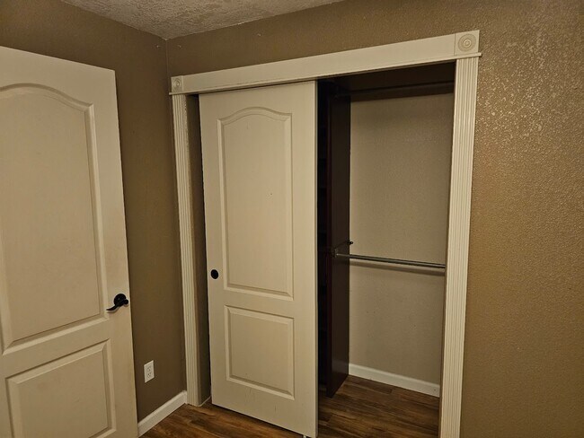 Building Photo - 978 SW Princeton Pl