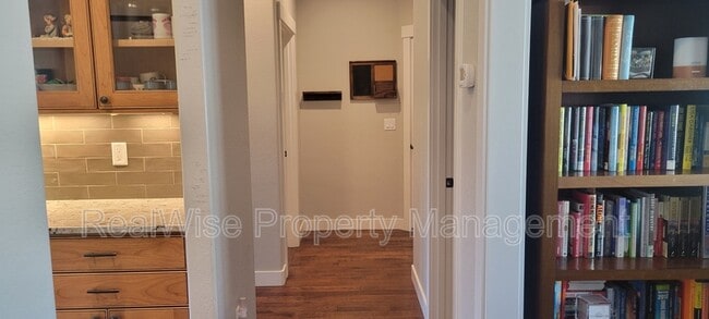 Building Photo - 235 Needlewood Dr