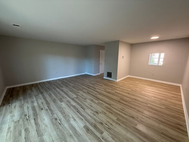 Building Photo - New Paint and Flooring, Near NSWC Base