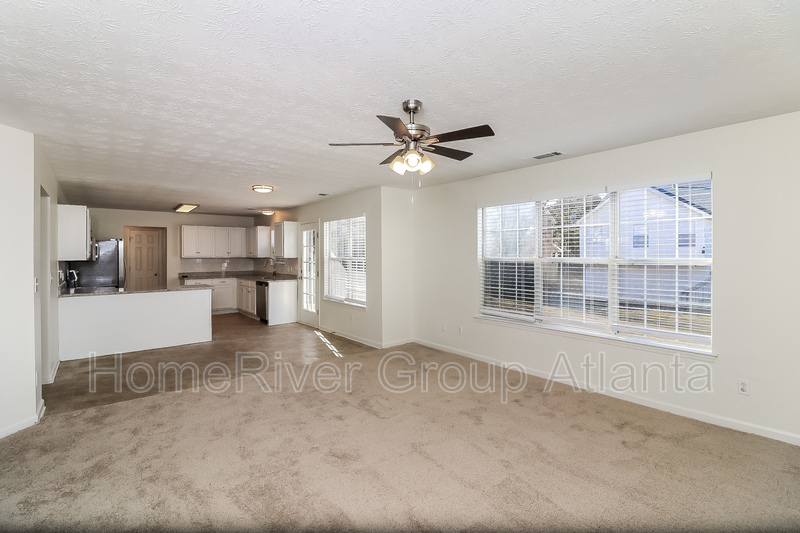 Building Photo - 517 Cascade Walk