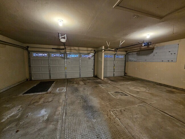 Building Photo - (4) Bed/(2) Bath in Winfield Addition OKC!