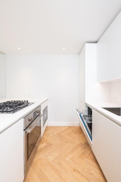 Building Photo - 12 Commonwealth Ave