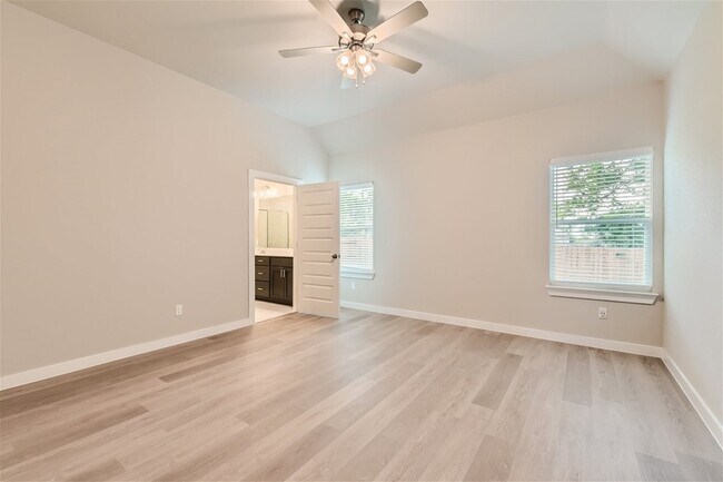 Building Photo - 4702 Deadwood Dr