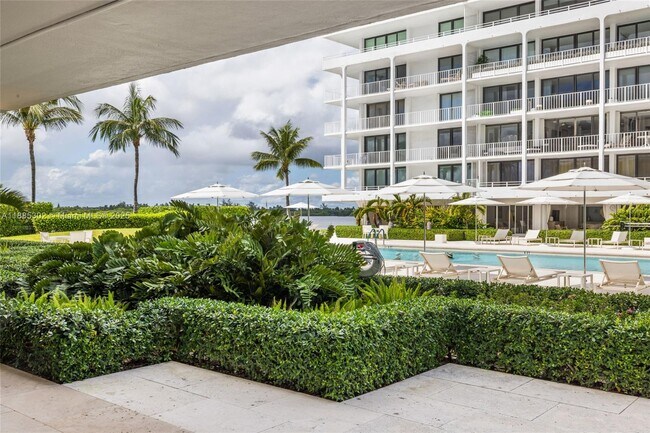 Building Photo - 2784 S Ocean Blvd