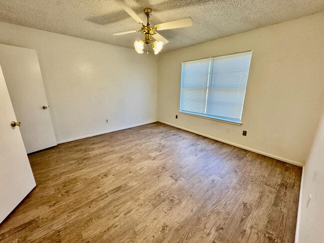 Building Photo - 6509 21st St