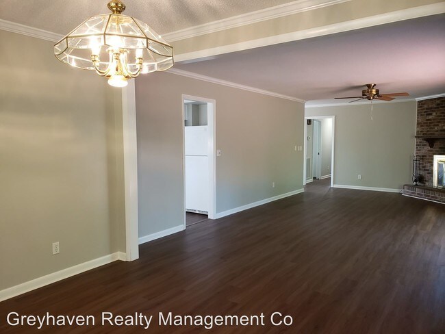 Building Photo - 3 br, 2.5 bath House - 4461 Suhrie Rd