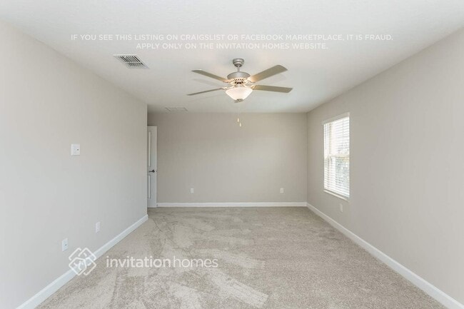 Building Photo - 2889 Coach Manors Way