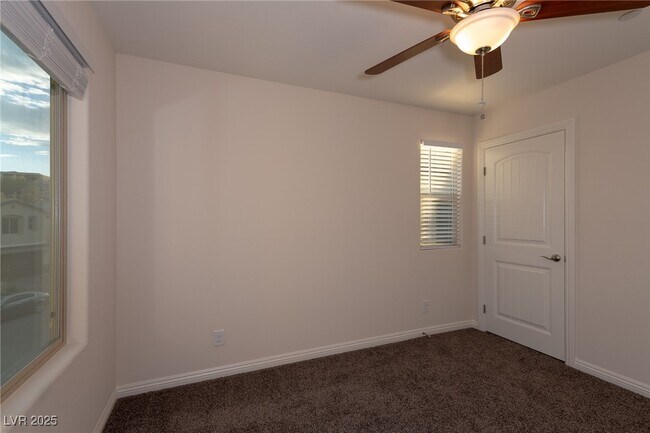 Building Photo - 2926 Caxton Grove Dr