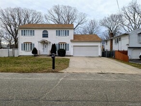 Building Photo - 38 3rd St