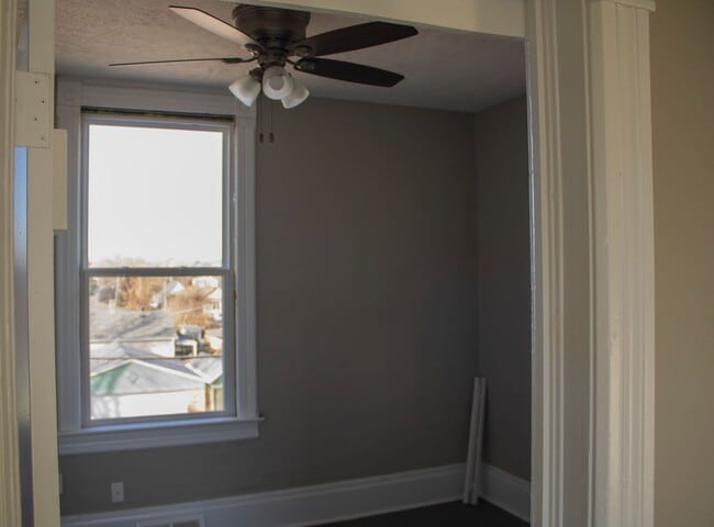 Building Photo - Pistachio Rentals (1618 Martha St)