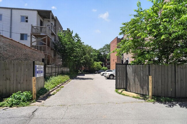 Building Photo - 7017 S Merrill Ave