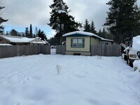 Building Photo - Charming 2 Bedroom Mobile Home for Rent!