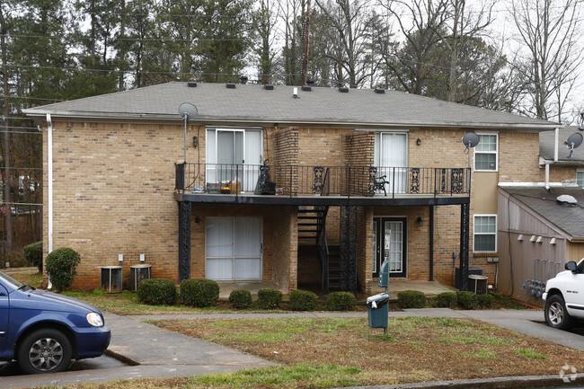 Building Photo - Chamblee Heights