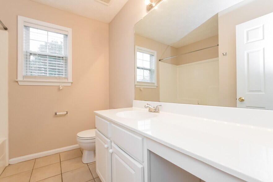 Building Photo - 1675 Berrywood Way