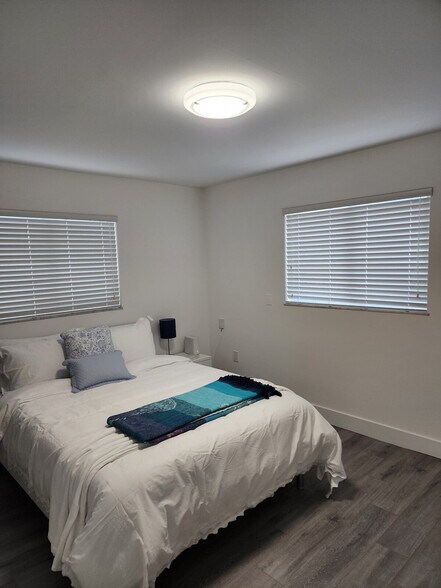 Building Photo - 2217 NW 7th St