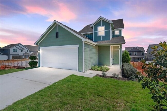 Primary Photo - 105 Wind Flower Ln