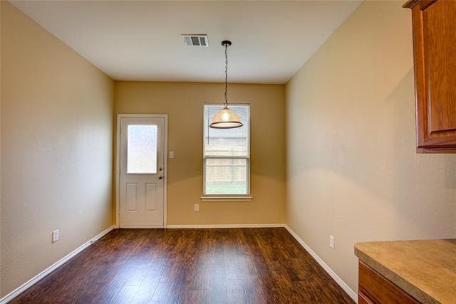 Building Photo - 5829 Deck House Rd