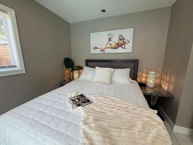 Building Photo - 721 NW 36th St