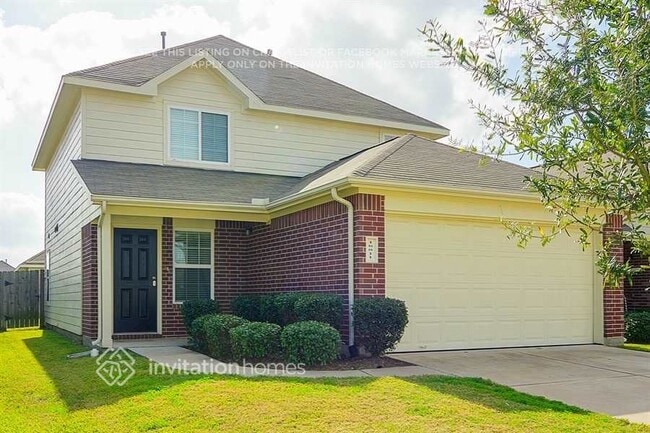 Building Photo - 18811 Dennington Dr