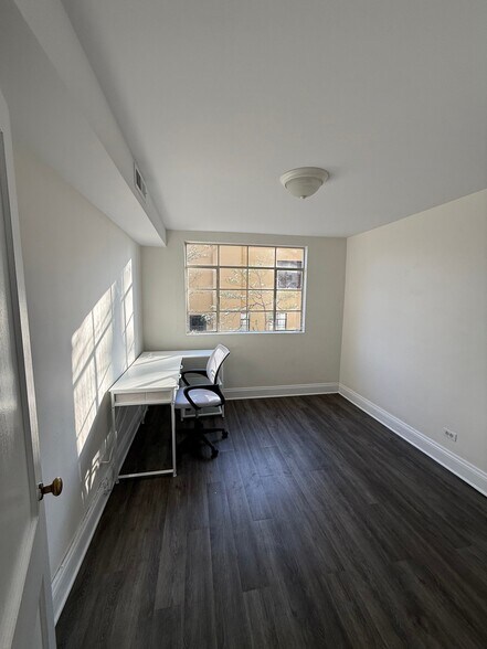 Building Photo - 2709 Eton Rd