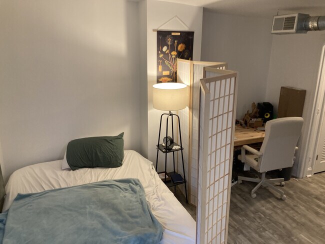 Building Photo - 2019 N 2nd St