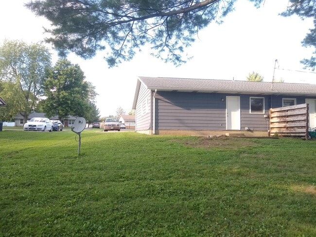 View of back yard - 2378 Zircon St NE