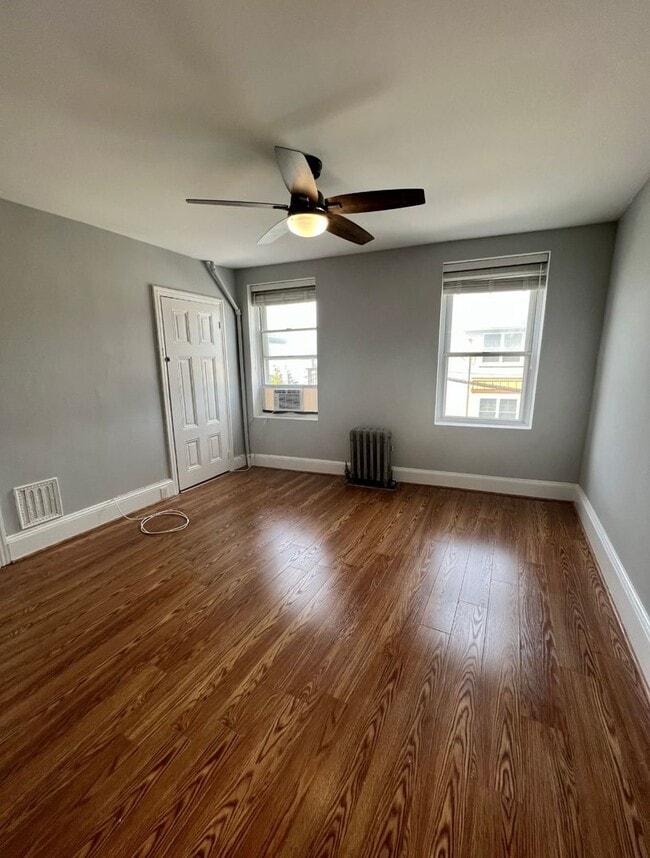 Building Photo - 4 Bedroom House For Rent In Manayunk