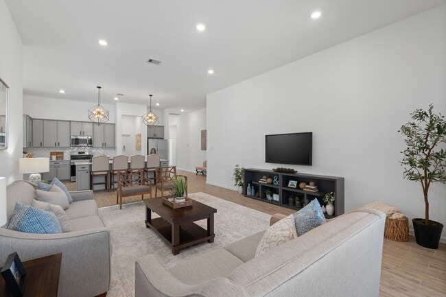 Building Photo - 3612 Paloma Fls Ln