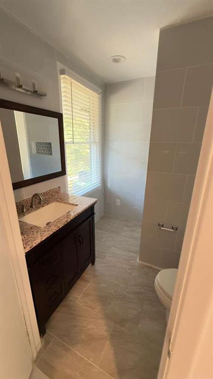 Building Photo - 3400 Spalding Dr